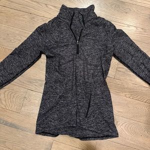 Lululemon black pullover